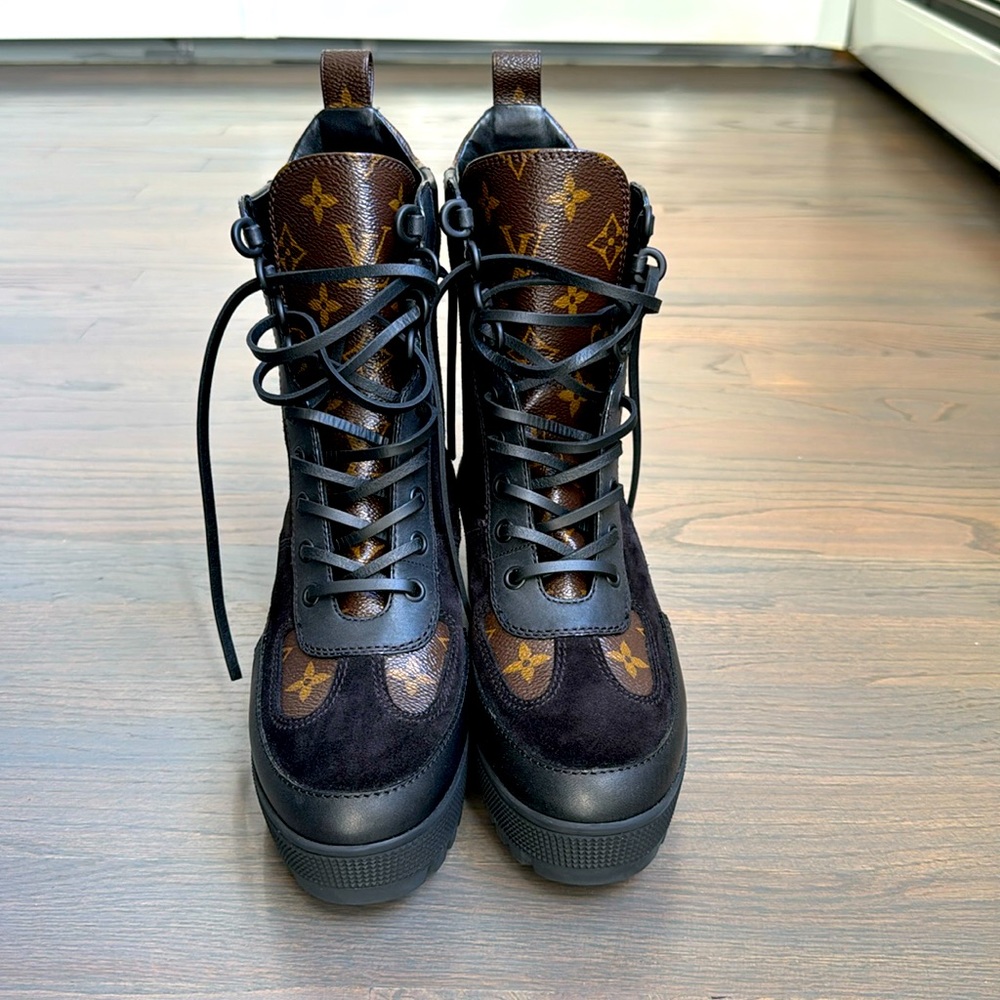 Louis Vuitton LV Laureate Platform Desert Boot size 37 women’s.